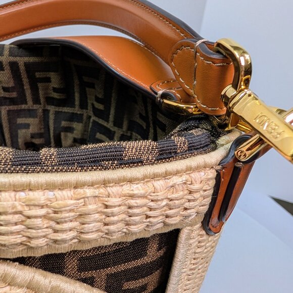Fendi Step Out Bucket Bag Straw and Zucca Canvas Medium with Rare Strap - Picture 4 of 16